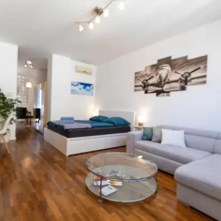 Downtown Pilot Apartment Budapest Exterior photo